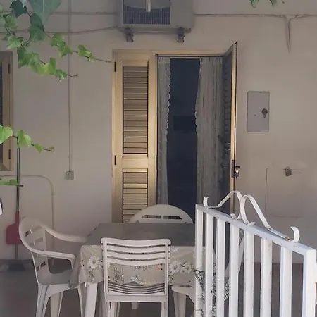 Ferienhaus Villetta A 300 M Dal Mare